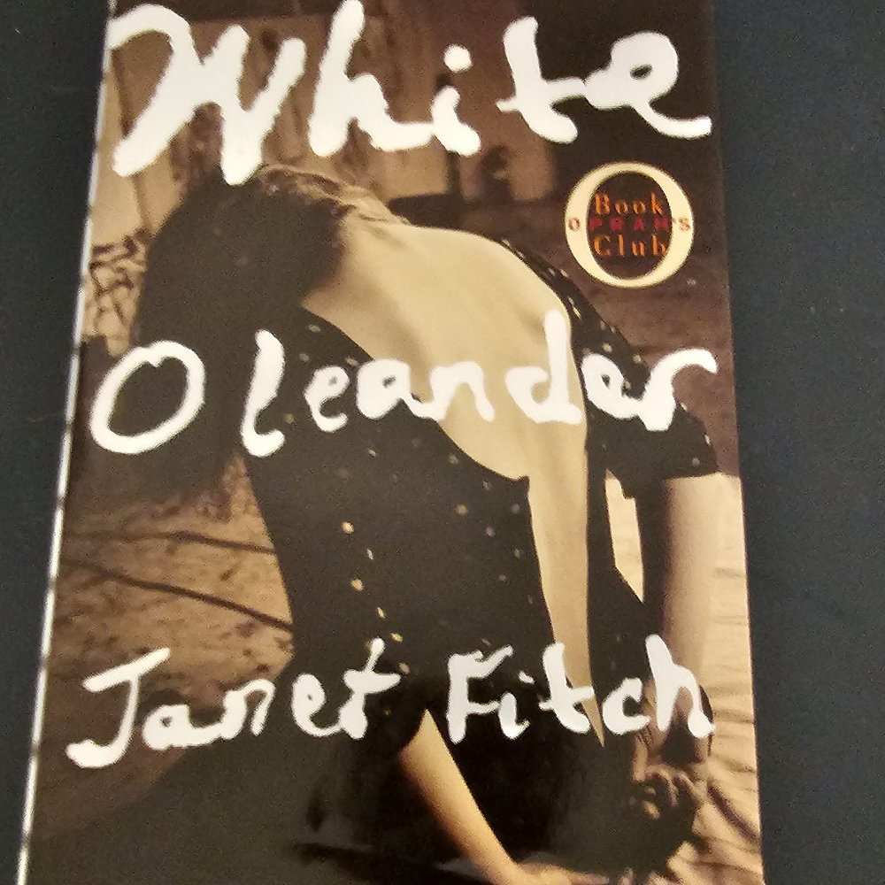 White Oleander ~ SHIPS FROM THE USA, NOT A DROP-SHIP SELLER